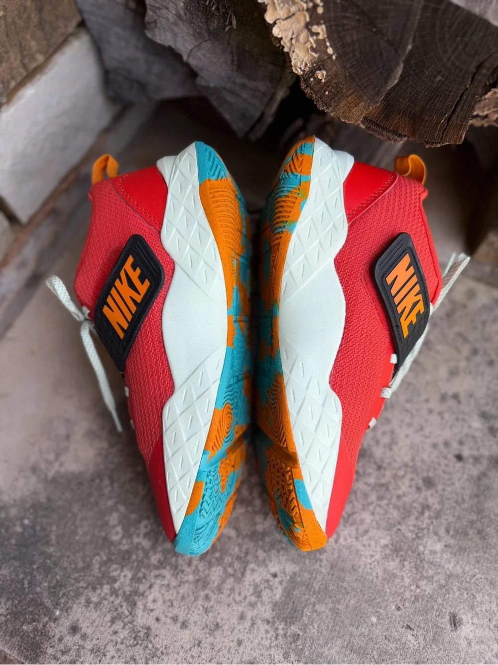Nike Team Hustle D12 Basketball Sneaker in Picante Red & Orange Youth Sz-7y.   Y